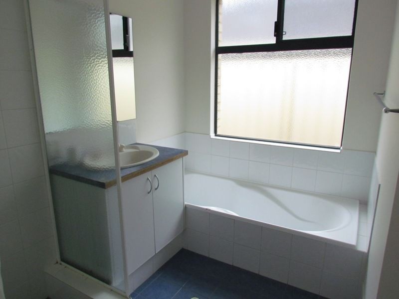 14 Calophylla Way, High Wycombe WA 6057