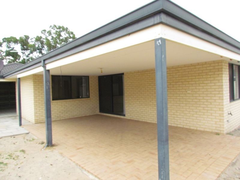 14 Calophylla Way, High Wycombe WA 6057