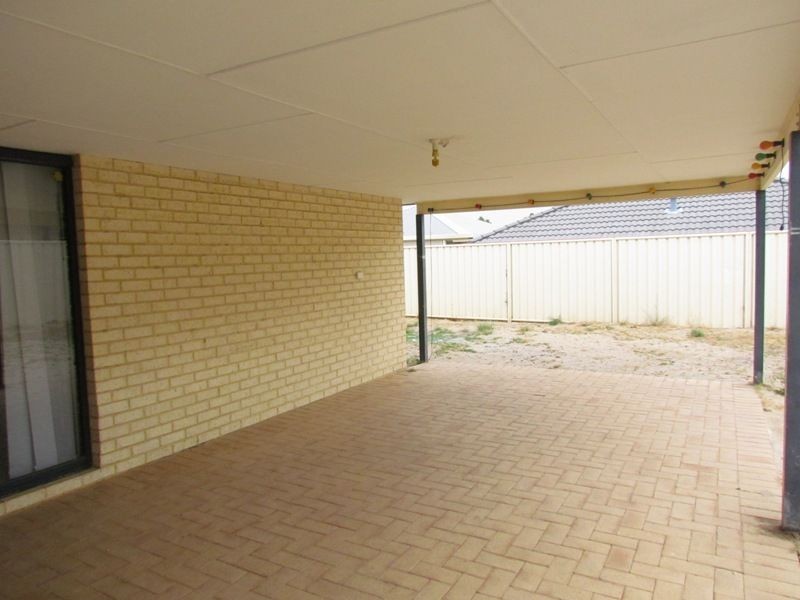 14 Calophylla Way, High Wycombe WA 6057