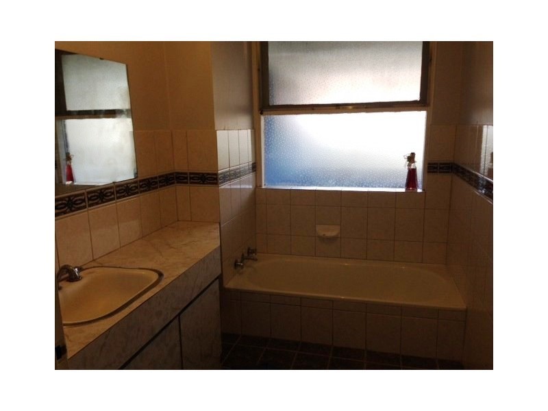 1A Dalston Crescent, Kardinya WA 6163