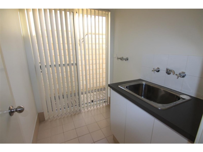 7/36 Fifth Road, Armadale WA 6112