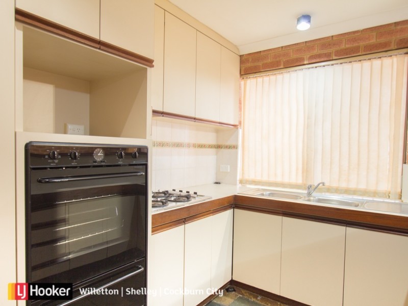 8 Farleigh Drive, Willetton WA 6155