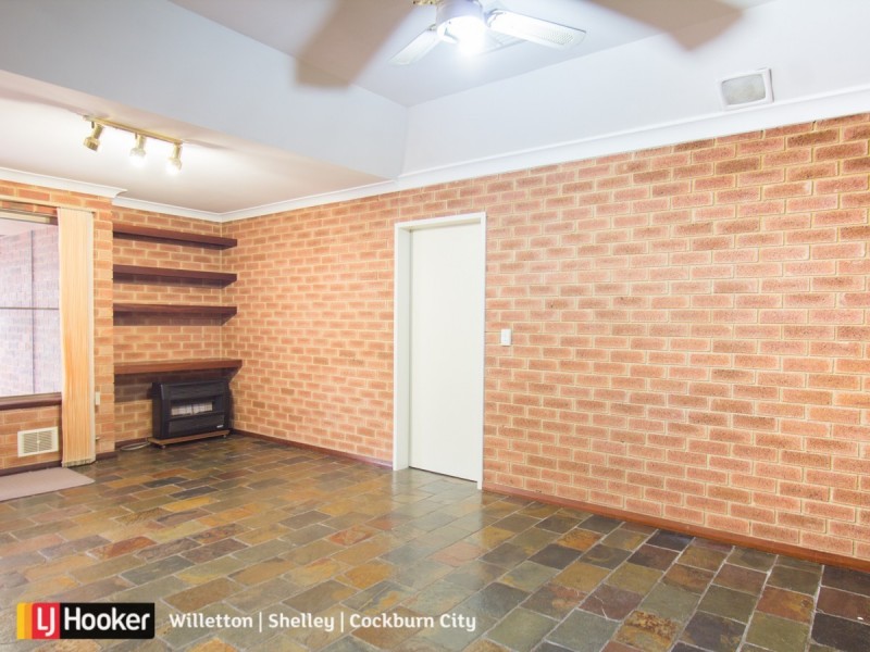 8 Farleigh Drive, Willetton WA 6155