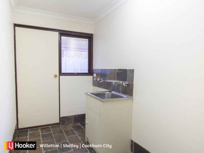 8 Farleigh Drive, Willetton WA 6155