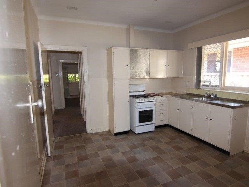 3 Oxford Street, Kensington WA 6151