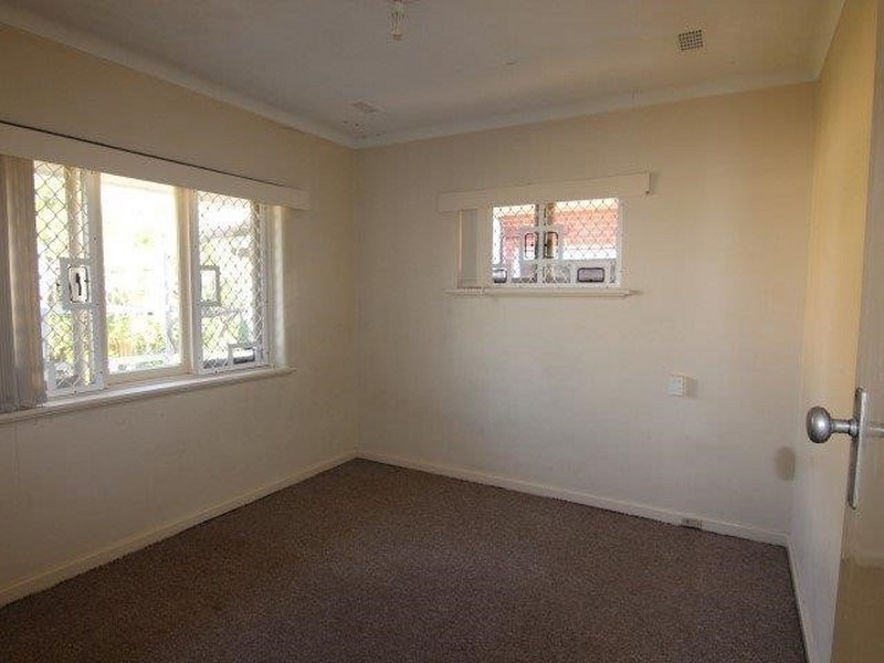 3 Oxford Street, Kensington WA 6151