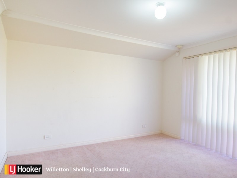 17 Murdoch Road, Thornlie WA 6108