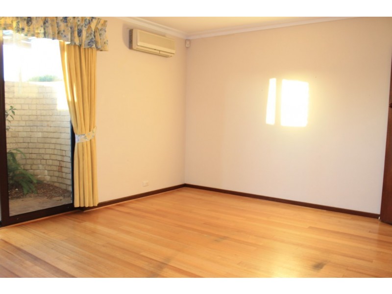 12 Riding Way, Bull Creek WA 6149