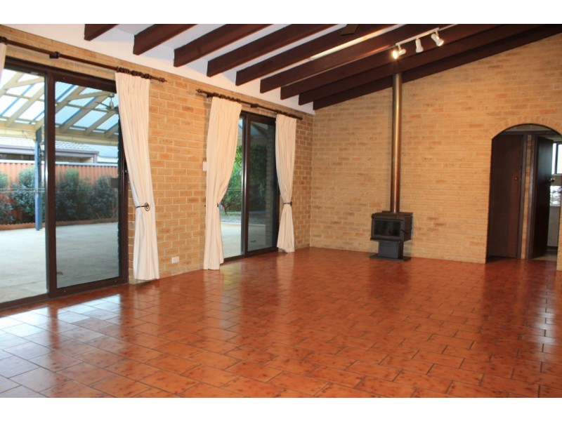 12 Riding Way, Bull Creek WA 6149