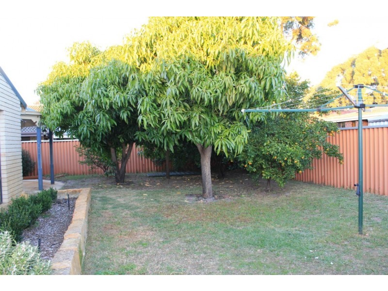 12 Riding Way, Bull Creek WA 6149