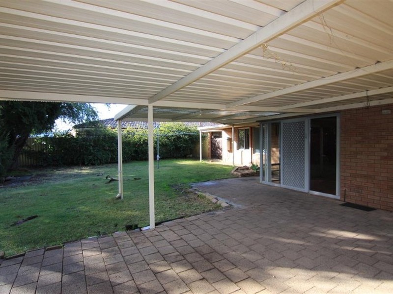 4 Bicheno Way, Willetton WA 6155