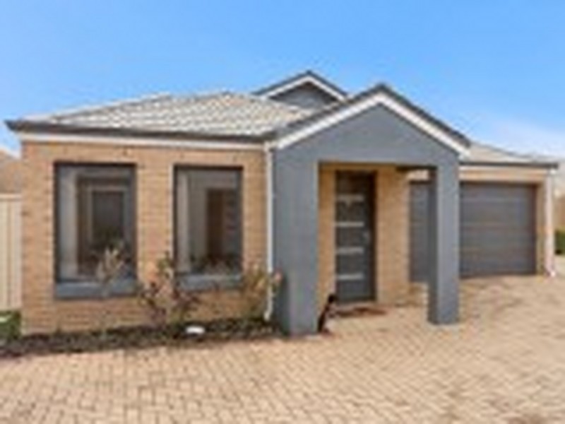 Unit 21/17-21 Third Avenue, Kelmscott WA 6111