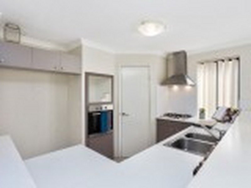 Unit 21/17-21 Third Avenue, Kelmscott WA 6111