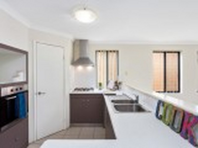 Unit 21/17-21 Third Avenue, Kelmscott WA 6111