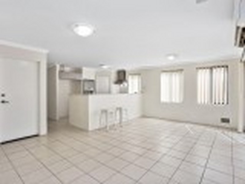 Unit 21/17-21 Third Avenue, Kelmscott WA 6111