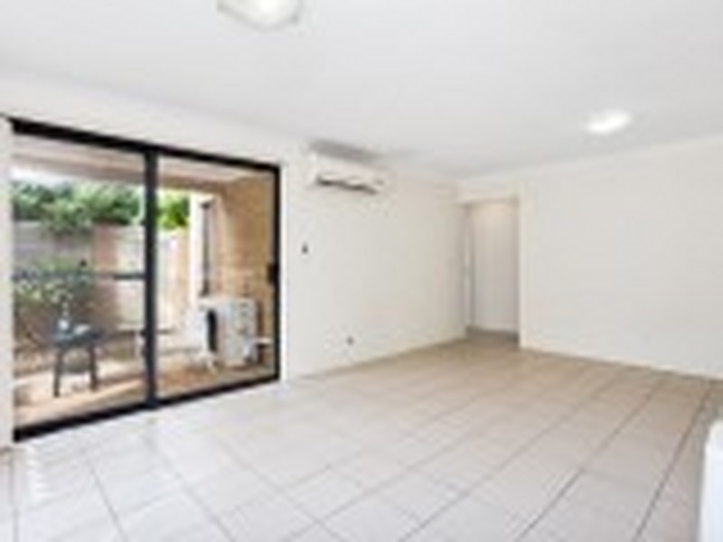 Unit 21/17-21 Third Avenue, Kelmscott WA 6111