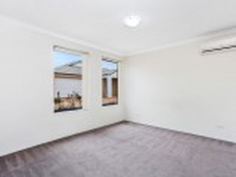 Unit 21/17-21 Third Avenue, Kelmscott WA 6111