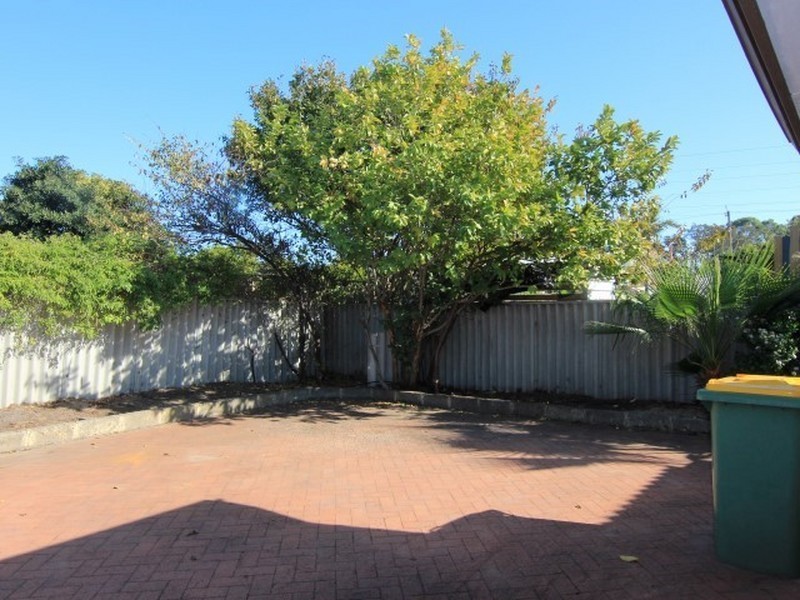 5 Merley Way, Parkwood WA 6147