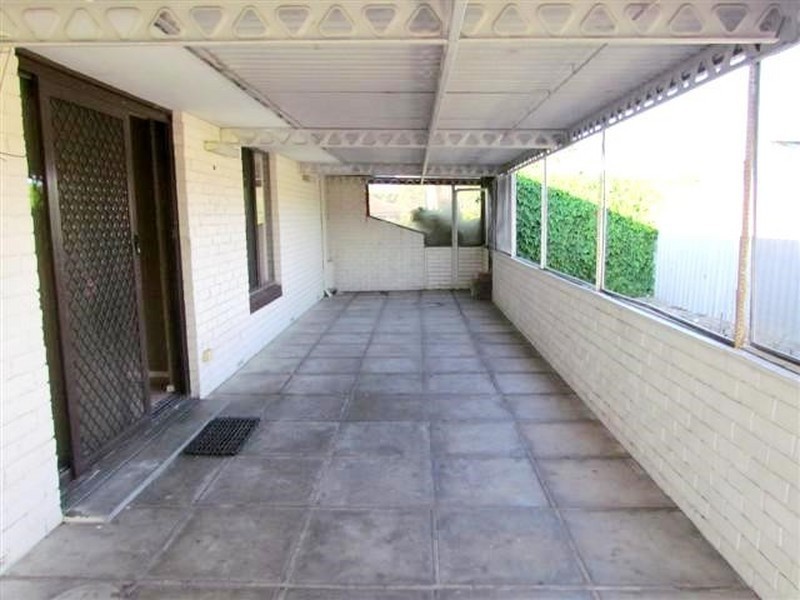 5 Merley Way, Parkwood WA 6147