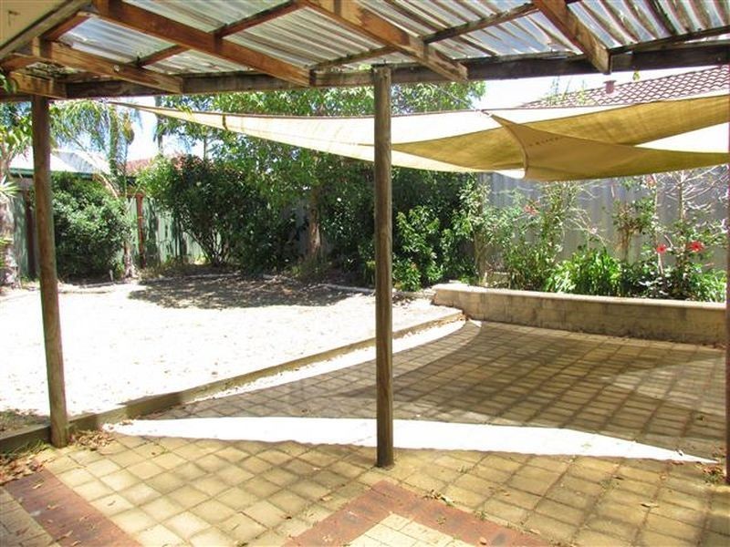 2 Witton Court, Willetton WA 6155