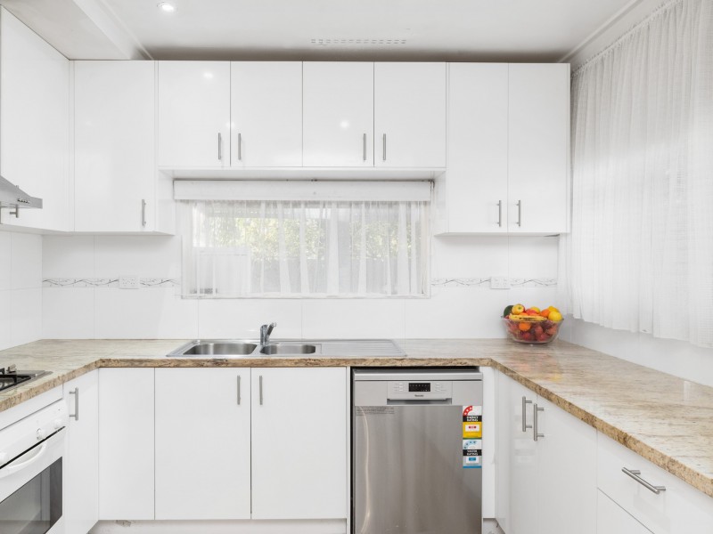 6B Burnham Way, Shelley WA 6148