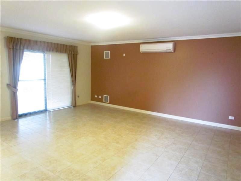 6/8 Hillcrest Road, Kewdale WA 6105