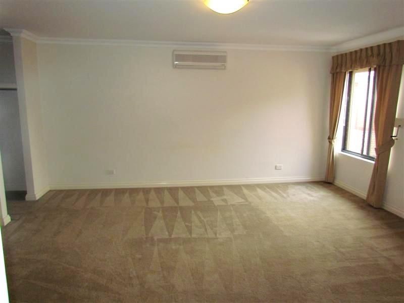 6/8 Hillcrest Road, Kewdale WA 6105