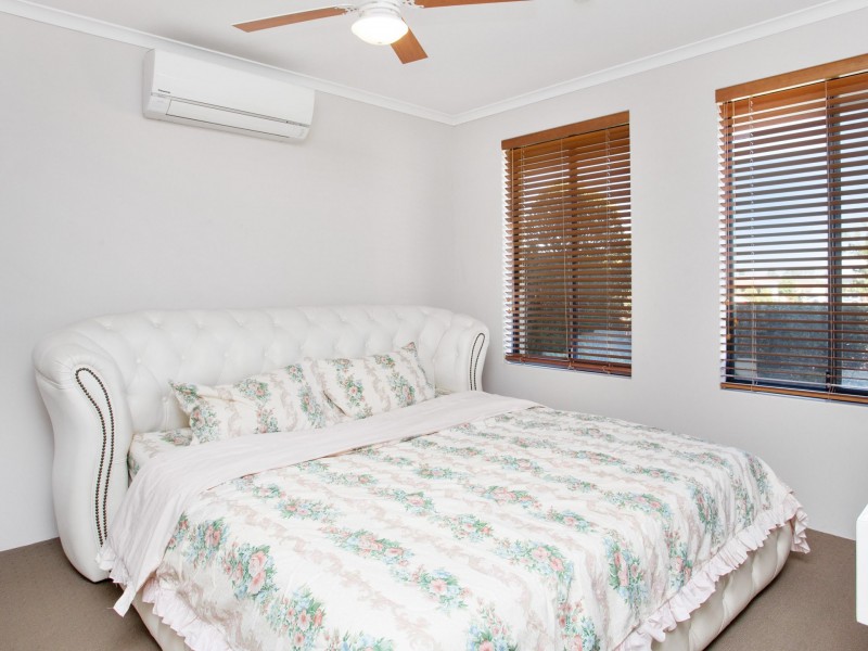 14 Samuel Loop, Canning Vale WA 6155