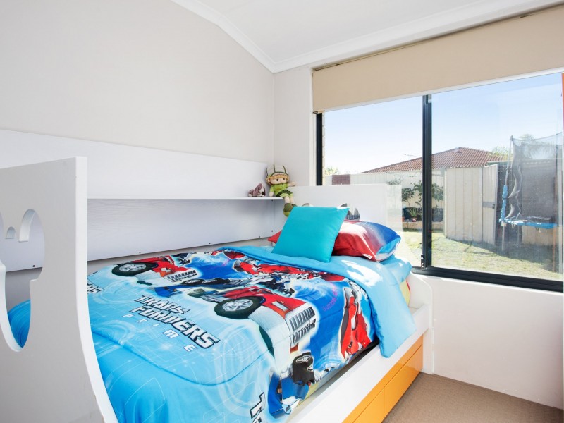 14 Samuel Loop, Canning Vale WA 6155