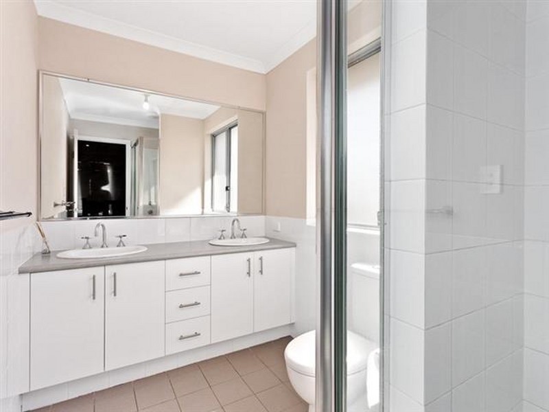 Unit 1/7 Gild Street, Cloverdale WA 6105