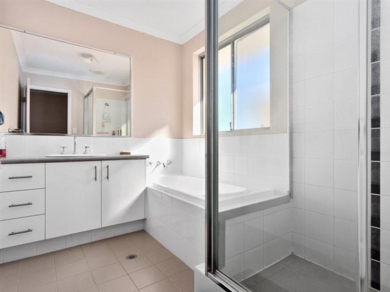 Unit 1/7 Gild Street, Cloverdale WA 6105