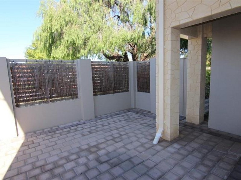 Unit 1/7 Gild Street, Cloverdale WA 6105