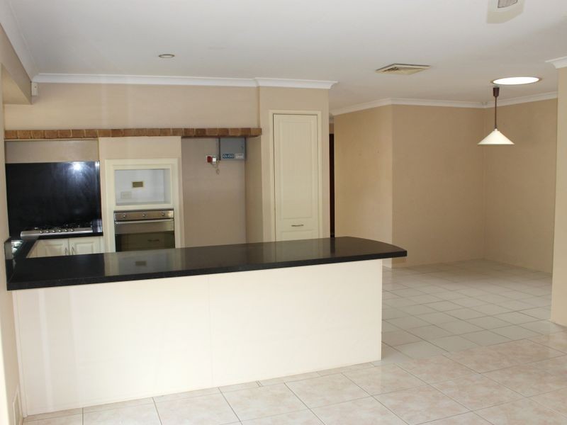 5 Wilson Lane, Bateman WA 6150