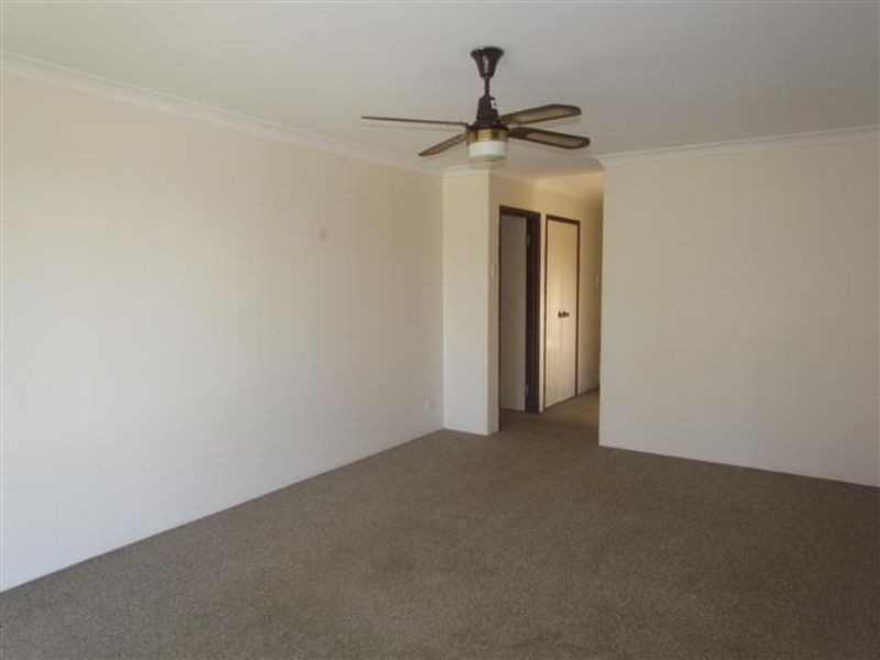 10b Coran Place, Camillo WA 6111