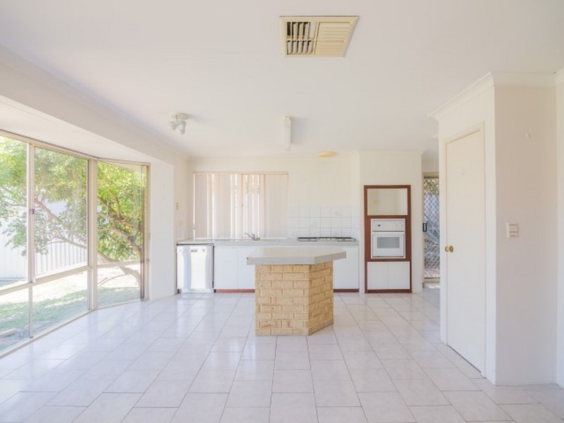 34 Shaw Close, Brentwood WA 6153