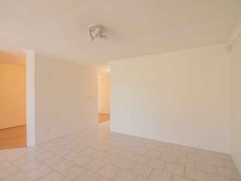 34 Shaw Close, Brentwood WA 6153