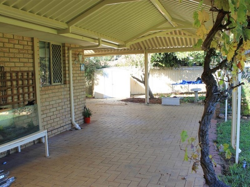 5 Alocasia Close, South Lake WA 6164