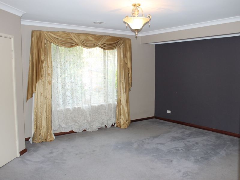 15 Mapstone Gardens, Murdoch WA 6150