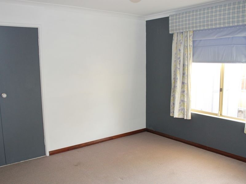 15 Mapstone Gardens, Murdoch WA 6150