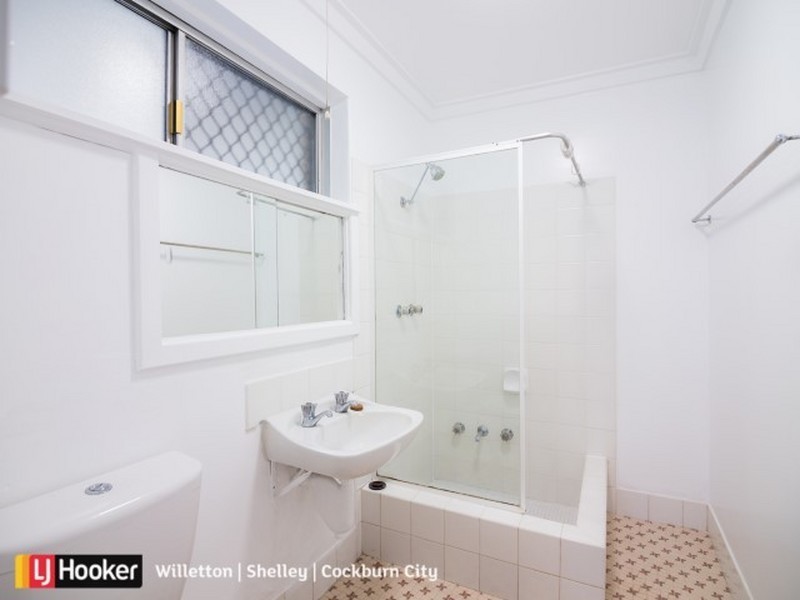 156 Cammillo Road, Kelmscott WA 6111