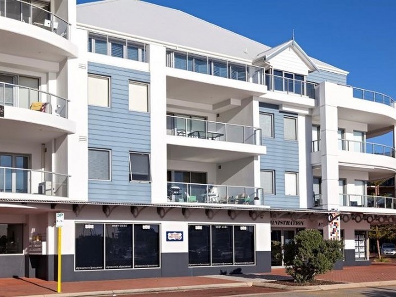 Unit 17/1 Breakwater Parade, Mandurah WA 6210