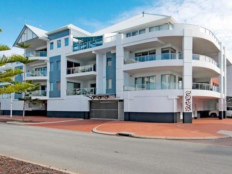 Unit 17/1 Breakwater Parade, Mandurah WA 6210