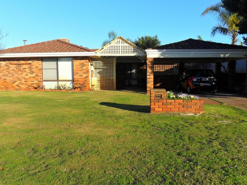 10 Witney Place, Leeming WA 6149