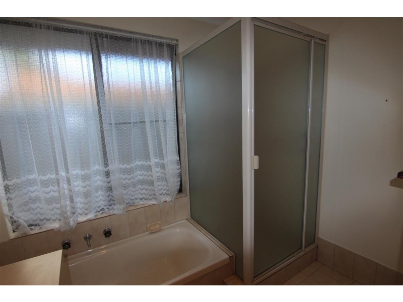 10 Witney Place, Leeming WA 6149