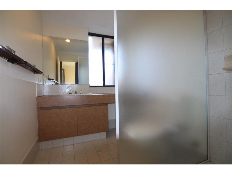 10 Witney Place, Leeming WA 6149