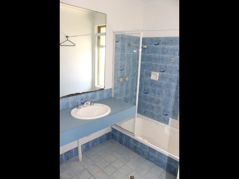 3 McLernon Place, South Lake WA 6164
