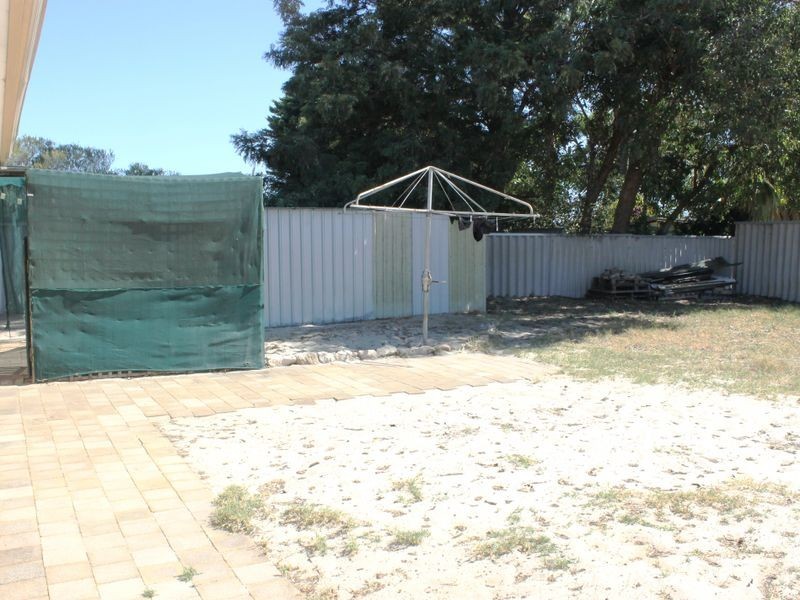3 McLernon Place, South Lake WA 6164