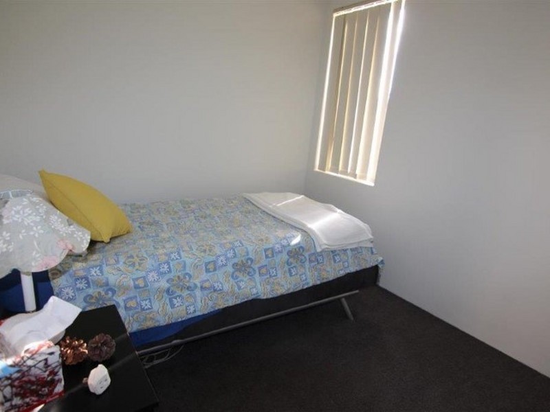 Unit 9/17-21 Third Avenue, Kelmscott WA 6111