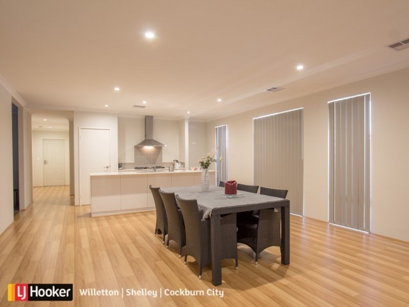 9 Needlewood Loop, Wandi WA 6167