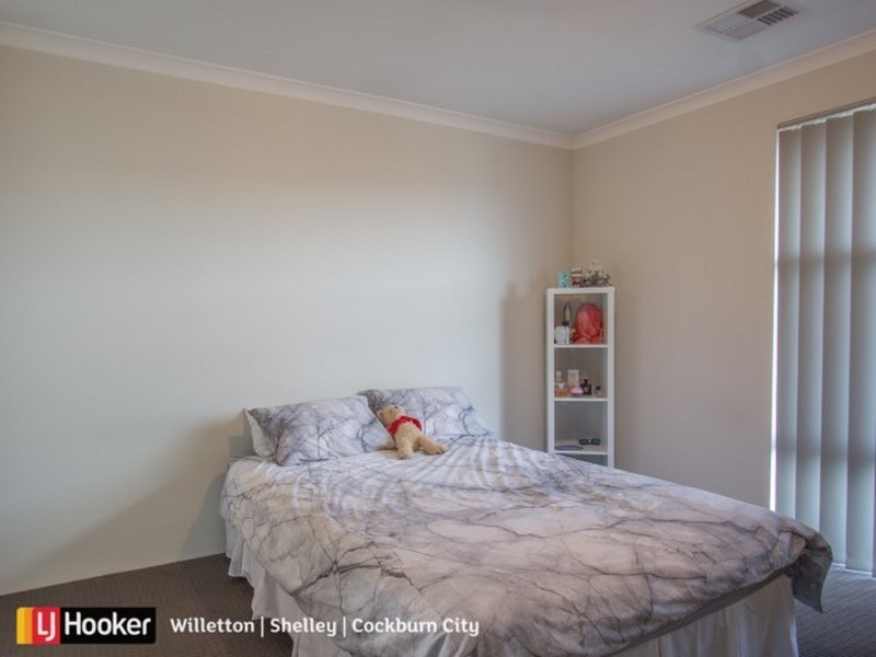 9 Needlewood Loop, Wandi WA 6167